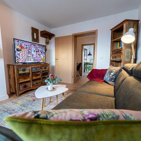 Schlossberg-Domizil Mit Weitblick - Arbeitsplatz, Balkon, Netflix, Badewanne & Yogamatte Chemnitz Dış mekan fotoğraf